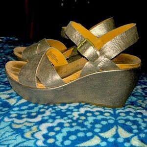 KORK-EASE Ava 2.0 wedge sandal Soft Gold color